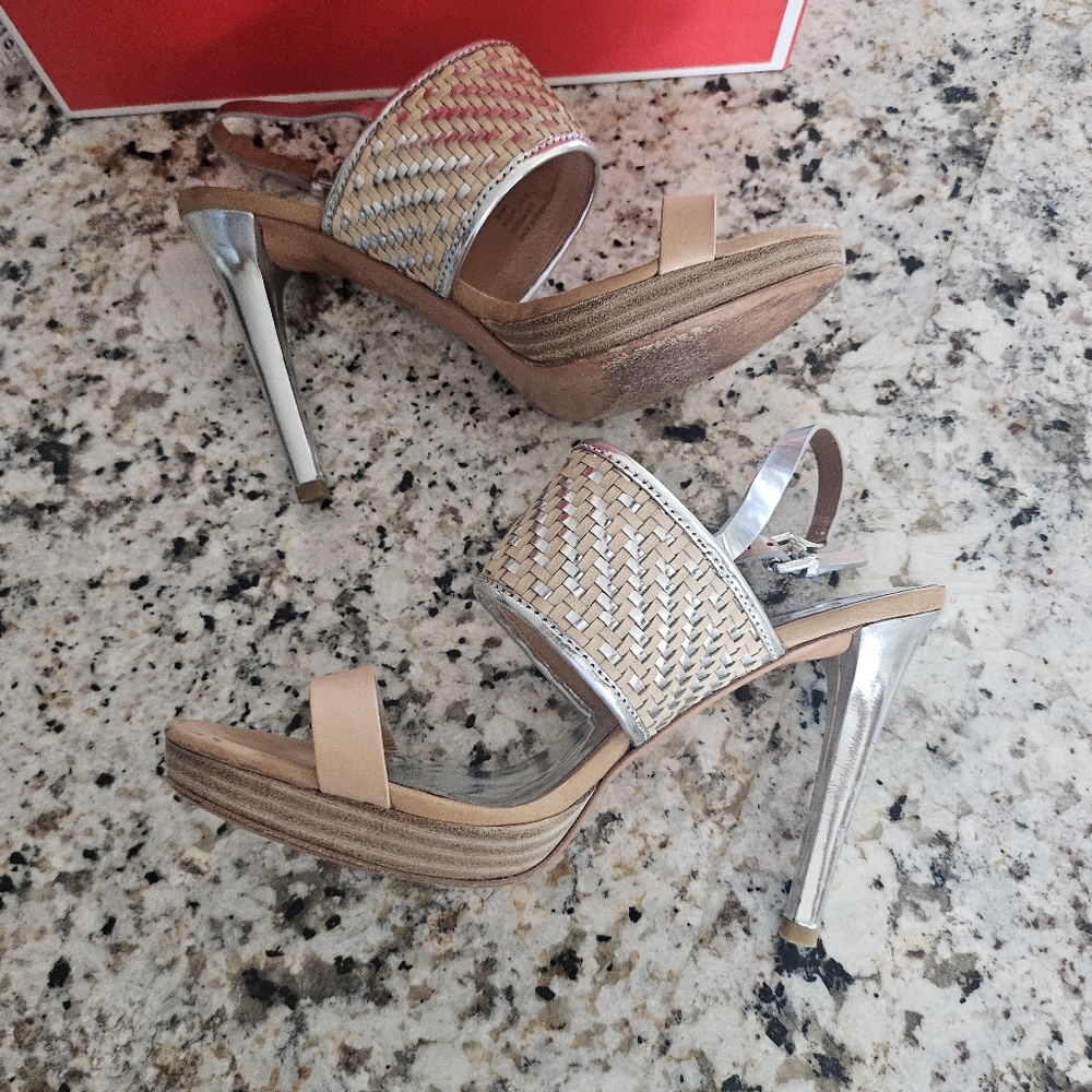 Coach Steffi Platform Sandals - Picture 6 of 12